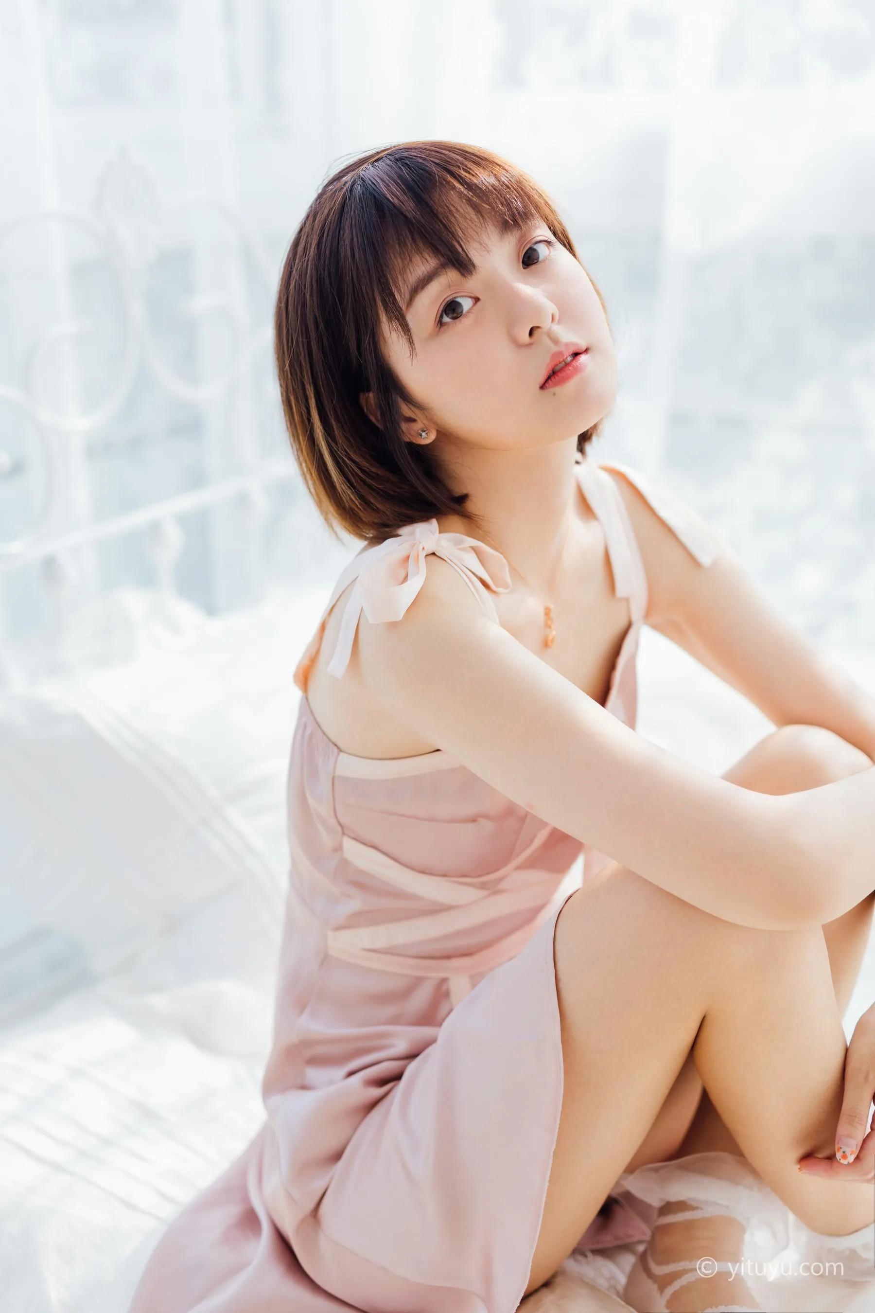 [YITUYU艺图语]2020.11.26 匆匆又夏天 carmen [33P]插图